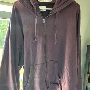 American Eagle Full zip hoodie in Plum color. size XL